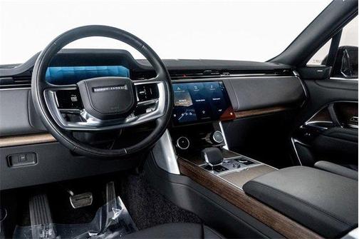 2023 Land Rover Range Rover P400 SE