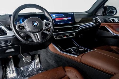 2024 BMW X5 M60i