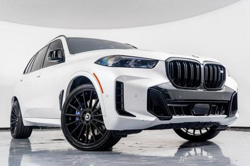 2024 BMW X5 M60i