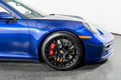 2023 Porsche 911 Carrera 4 GTS