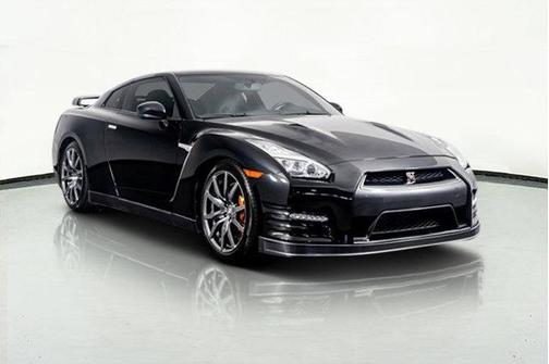 2015 Nissan GT-R Premium