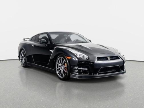 2015 Nissan GT-R Premium