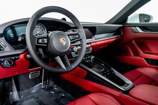2024 Porsche 911 Carrera 4S