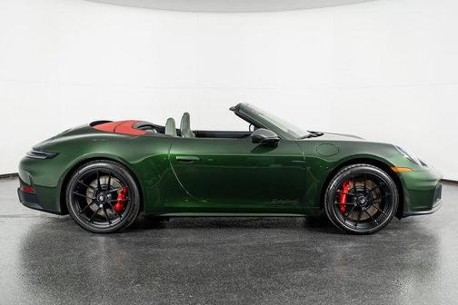 2026 Porsche 911 Carrera 4 GTS