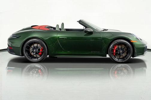 2026 Porsche 911 Carrera 4 GTS