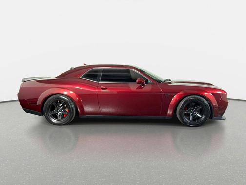 Octane Red Pearlcoat 2018 Dodge Challenger SRT Hellcat