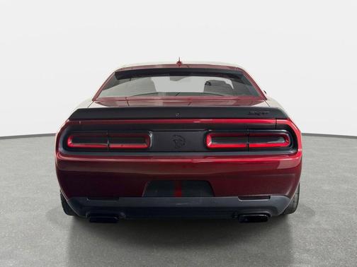 Octane Red Pearlcoat 2018 Dodge Challenger SRT Hellcat