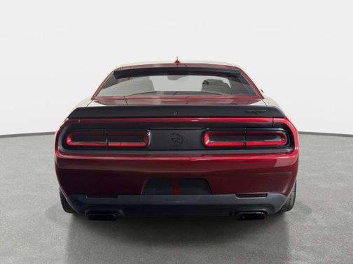 Octane Red Pearlcoat 2018 Dodge Challenger SRT Hellcat