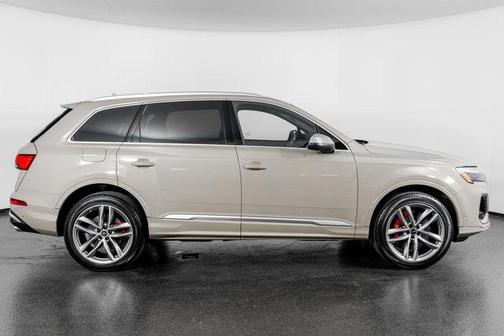 2025 Audi SQ7 4.0T Premium Plus