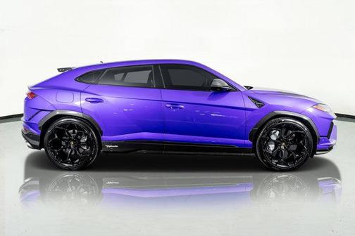 2024 Lamborghini Urus Performante