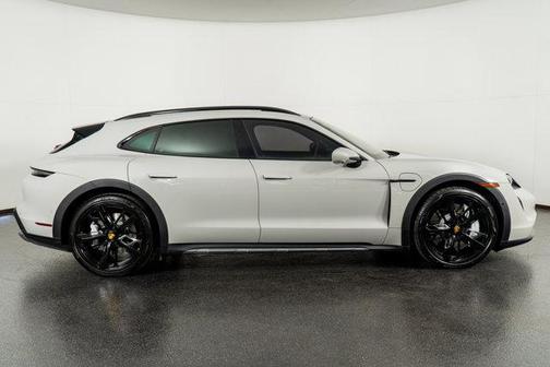 2024 Porsche Taycan Turbo