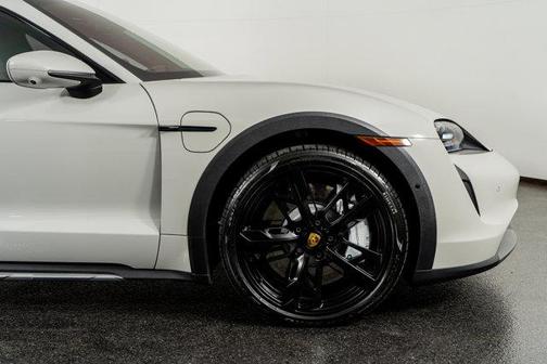 2024 Porsche Taycan Turbo