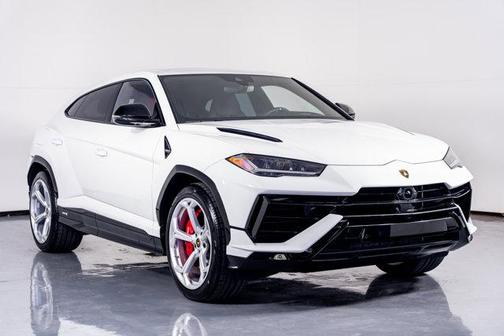 2024 Lamborghini Urus S