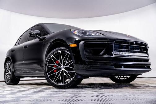 2022 Porsche Macan Base