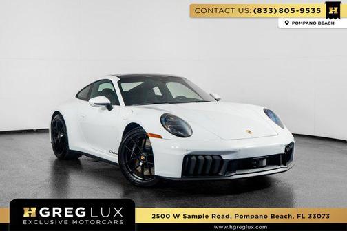 2025 Porsche 911 Carrera 4 GTS