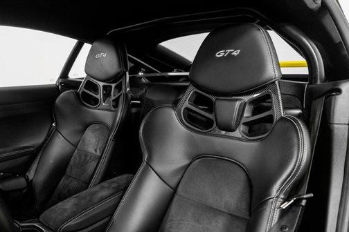 2020 Porsche 718 Cayman GT4