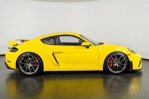 2020 Porsche 718 Cayman GT4