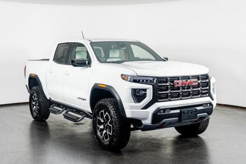 2025 GMC Canyon AT4