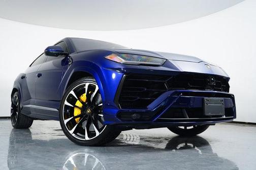 2019 Lamborghini Urus Base