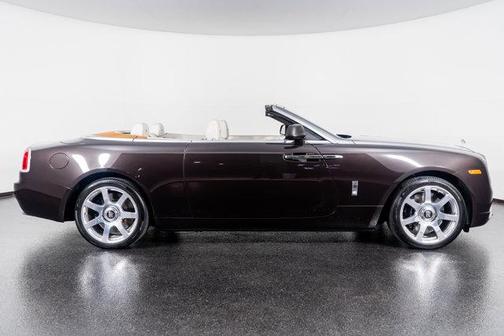2017 Rolls-Royce Dawn Base