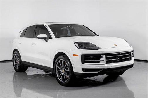 2024 Porsche Cayenne Base