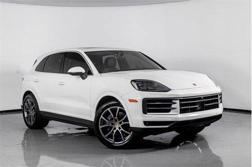 2024 Porsche Cayenne Base