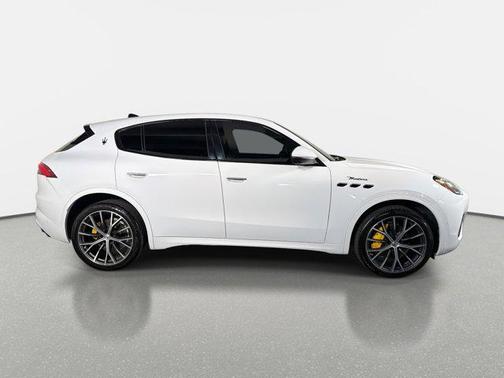 2023 Maserati Grecale Modena