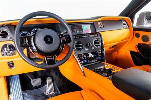 2023 Rolls-Royce Cullinan Base