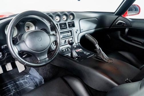 2002 Dodge Viper GTS