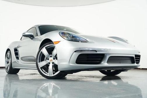 2025 Porsche 718 Cayman Style Edition