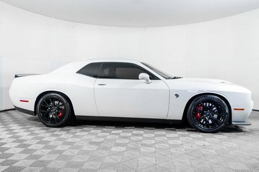 2015 Dodge Challenger SRT Hellcat