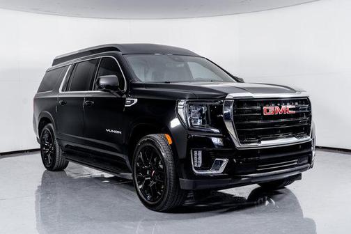 2023 GMC Yukon XL SLE