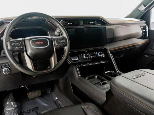 2025 GMC Sierra 2500 AT4