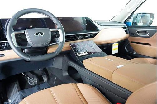 2025 INFINITI QX80 SENSORY AWD