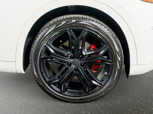 2023 Maserati Levante GT