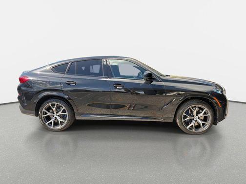 Black 2026 BMW X6 M60i