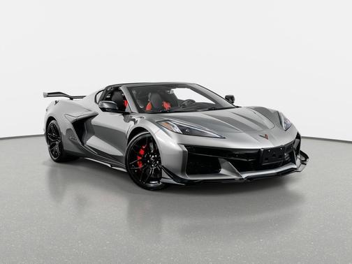 Hypersonic Grey Metallic 2023 Chevrolet Corvette Z06