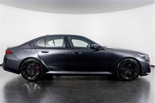 2025 BMW M5 Base