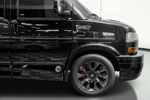 2023 GMC Savana 2500 Work Van