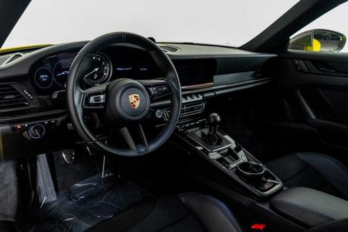 2023 Porsche 911 Carrera T