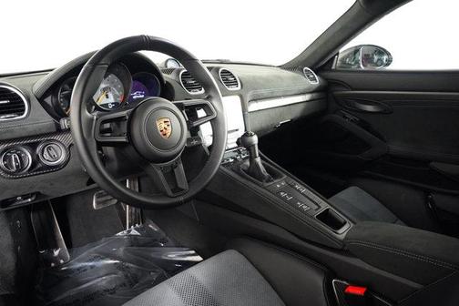 2023 Porsche 718 Cayman GT4 RS