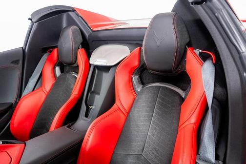 2025 Chevrolet Corvette Stingray w/2LT