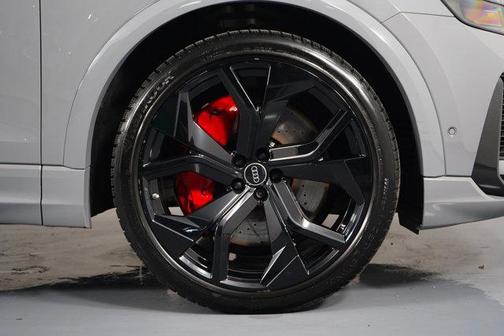 2024 Audi RS Q8 4.0T