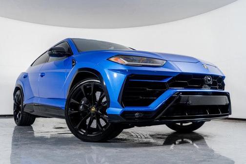 2022 Lamborghini Urus Graphite Capsule