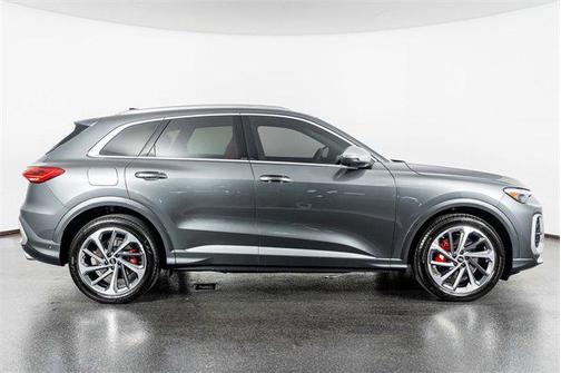 2025 Audi SQ5 3.0T Premium Plus