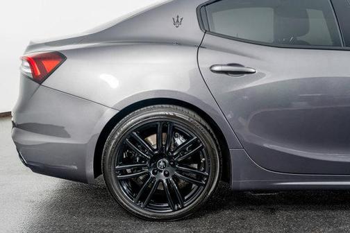 2023 Maserati Ghibli Modena Q4