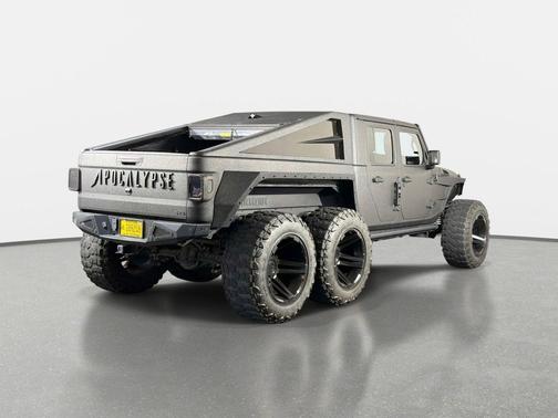 Black Clearcoat 2021 Jeep Gladiator Overland