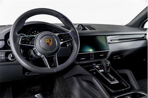 2022 Porsche Cayenne Platinum Edition