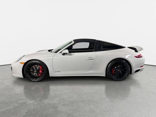 Agate Grey Metallic 2019 Porsche 911 Targa 4 GTS