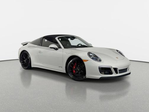 Agate Grey Metallic 2019 Porsche 911 Targa 4 GTS